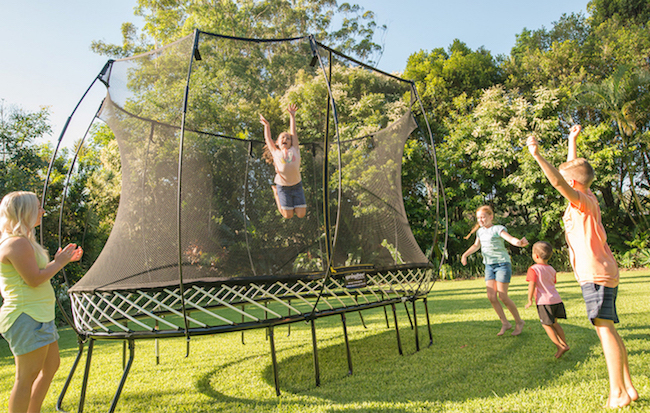 5 Profound Health Benefits of Trampoline Jumping (Updated)