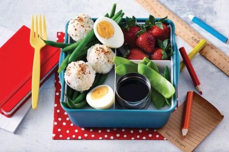 avocado-and-sesame-rice-ball-bento-box-133662-1